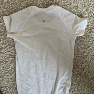 lululemon Women's Swiftly Tech Short-Sleeve Shirt